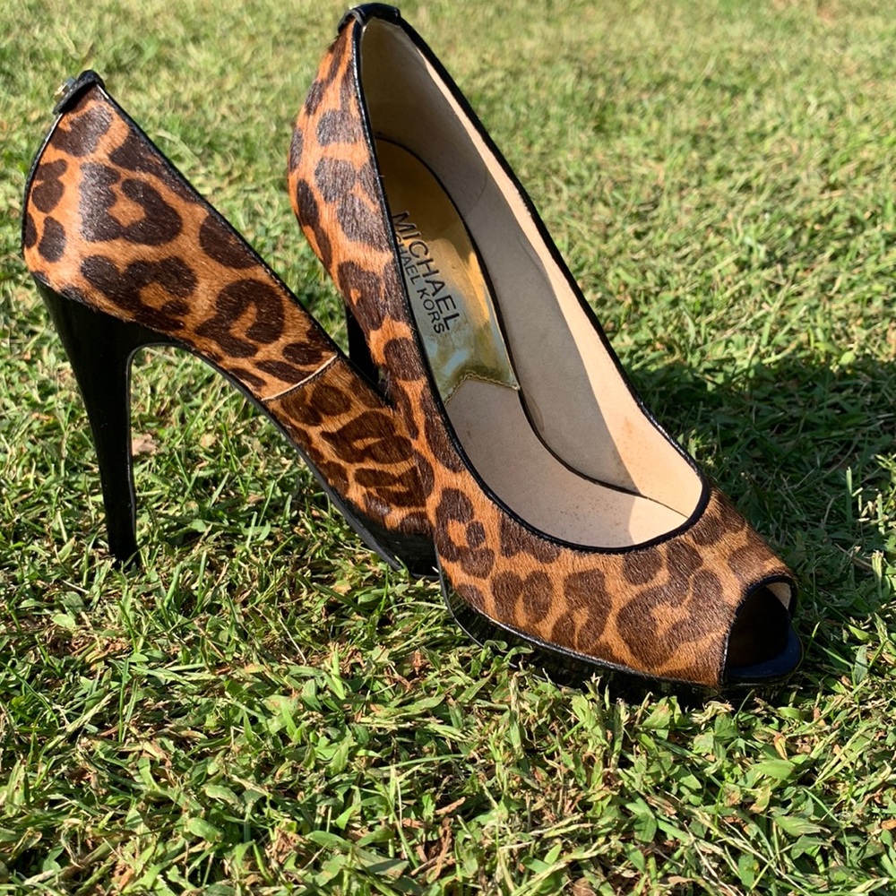 Michael Kors platform pump EUC